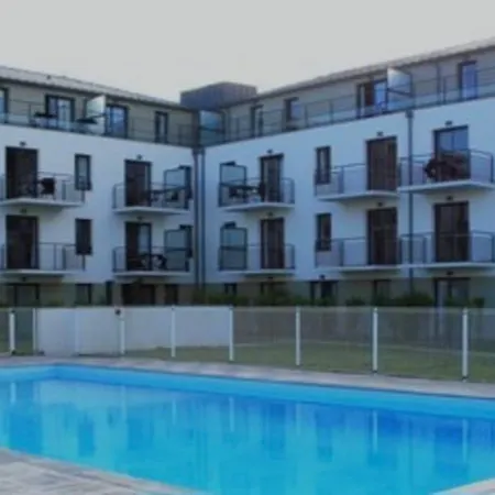 Appartement Les Thermes 404 - Appt Proche Avec Piscine Partagee Concarneau