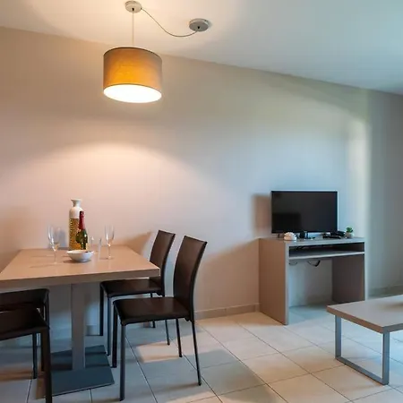 Les Thermes 404 - Appt Proche Avec Piscine Partagee Appartement *