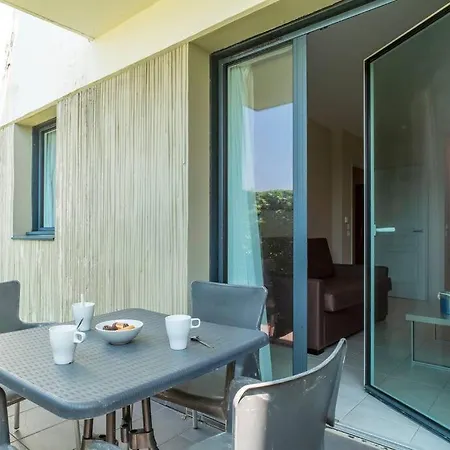 Les Thermes 404 - Appt Proche Avec Piscine Partagee Concarneau