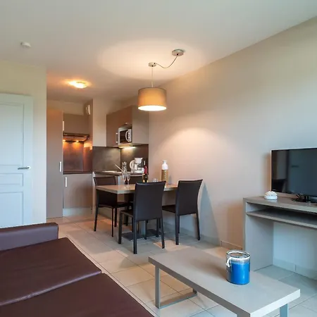 Appartement Les Thermes 404 - Appt Proche Avec Piscine Partagee